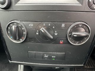 /photos/11248/317602a6-b56c-460b-9d98-a536519353c9_i320x240.jpg